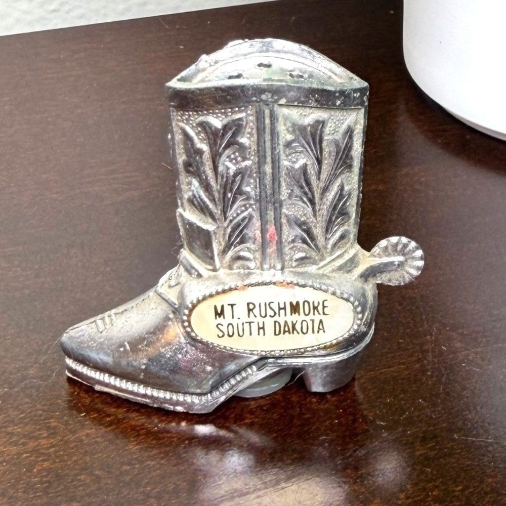 Vintage Mt Rushmore South Dakota Silver Cowboy‎ Boot Salt Pepper Shaker Souvenir